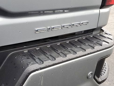 Used 2024 GMC Sierra 3500 Denali Ultimate AWD/4WD image 33