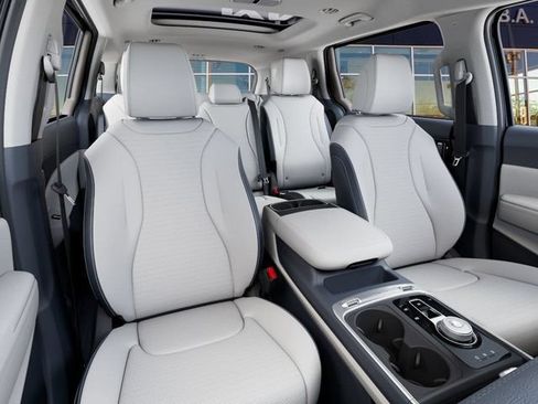 New 2026 Kia Carnival SX Prestige FWD image 16