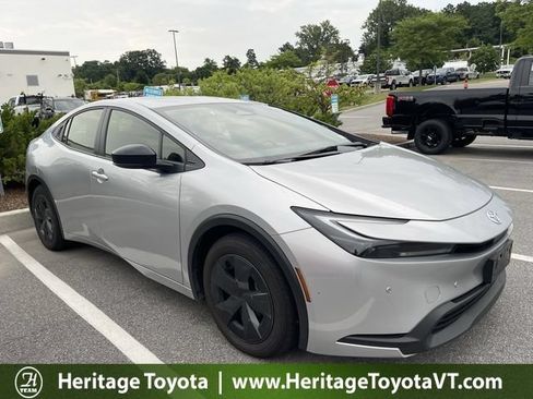 Certified 2026 Toyota Prius LE FWD image 1