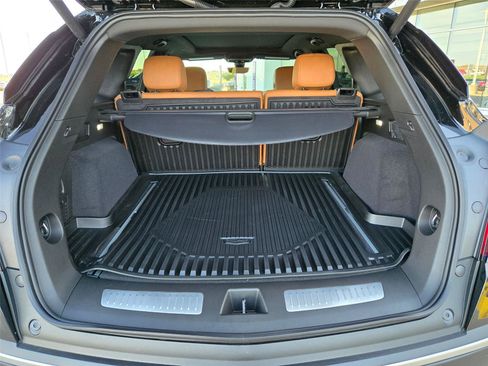 New 2026 Cadillac XT5 Premium Luxury w/ Driver Assist Package FWD image 30