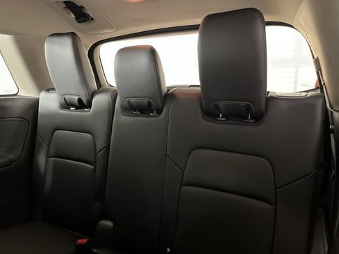 Certified 2025 Nissan Pathfinder SL w/ Cargo Package AWD/4WD image 24