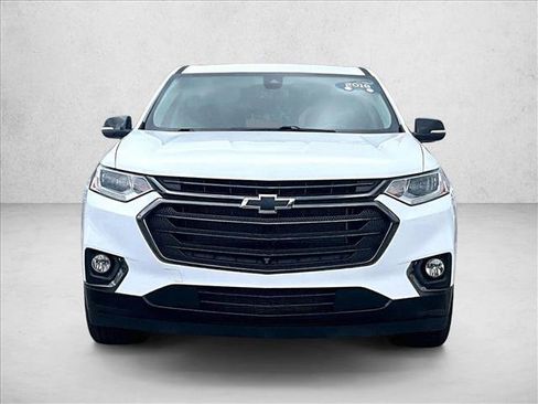 Used 2021 Chevrolet Traverse Premier w/ Redline Edition FWD image 3