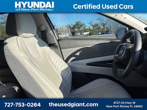 Certified 2022 Hyundai Elantra Limited image 8