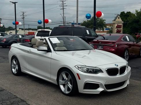 Used 2016 BMW M235i xDrive Convertible AWD/4WD image 4