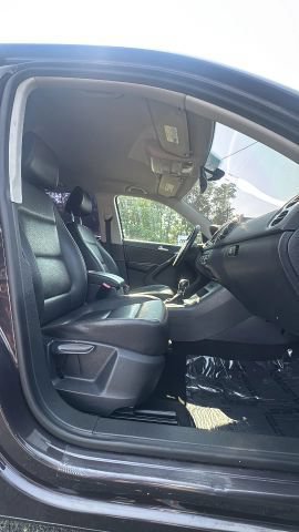 Used 2016 Volkswagen Tiguan R-Line FWD image 24