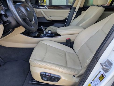Used 2017 BMW X3 sDrive28i image 11