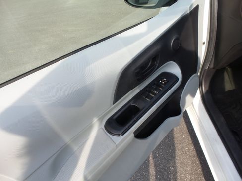Used 2013 Toyota Prius C One FWD image 72