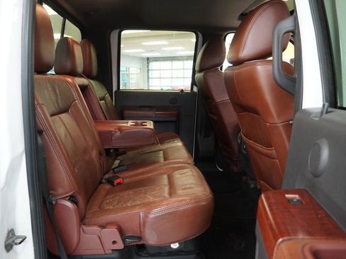 Used 2011 Ford F250 King Ranch w/ King Ranch w/Chrome Pkg AWD/4WD image 31