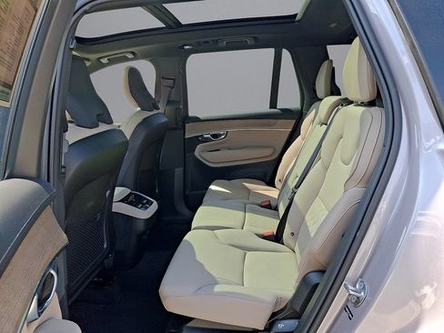 Certified 2026 Volvo XC90 B6 Plus AWD/4WD image 26