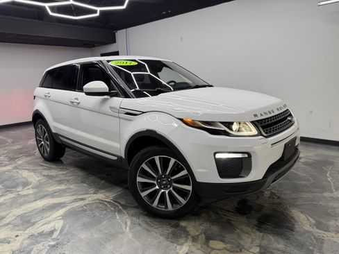 Used 2017 Land Rover Range Rover Evoque HSE image 6