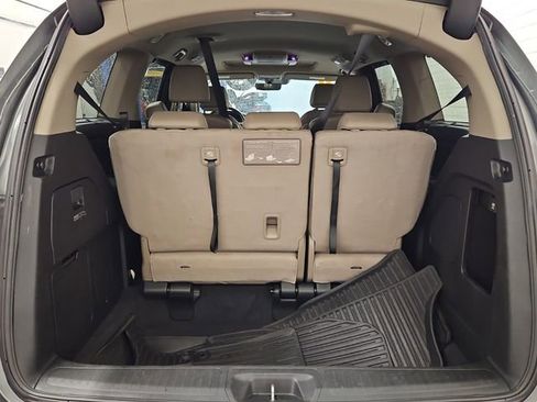 Used 2018 Honda Odyssey Touring image 17