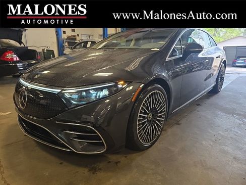 Used 2023 Mercedes-Benz EQS 580 4MATIC Sedan w/ Executive Rear Seat Package image 1