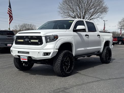 Used 2020 Toyota Tundra SR5 w/ TRD Off-Road Package AWD/4WD image 3