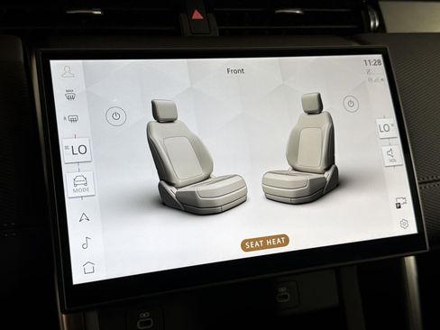 Certified 2025 Land Rover Discovery Sport Dynamic SE image 19