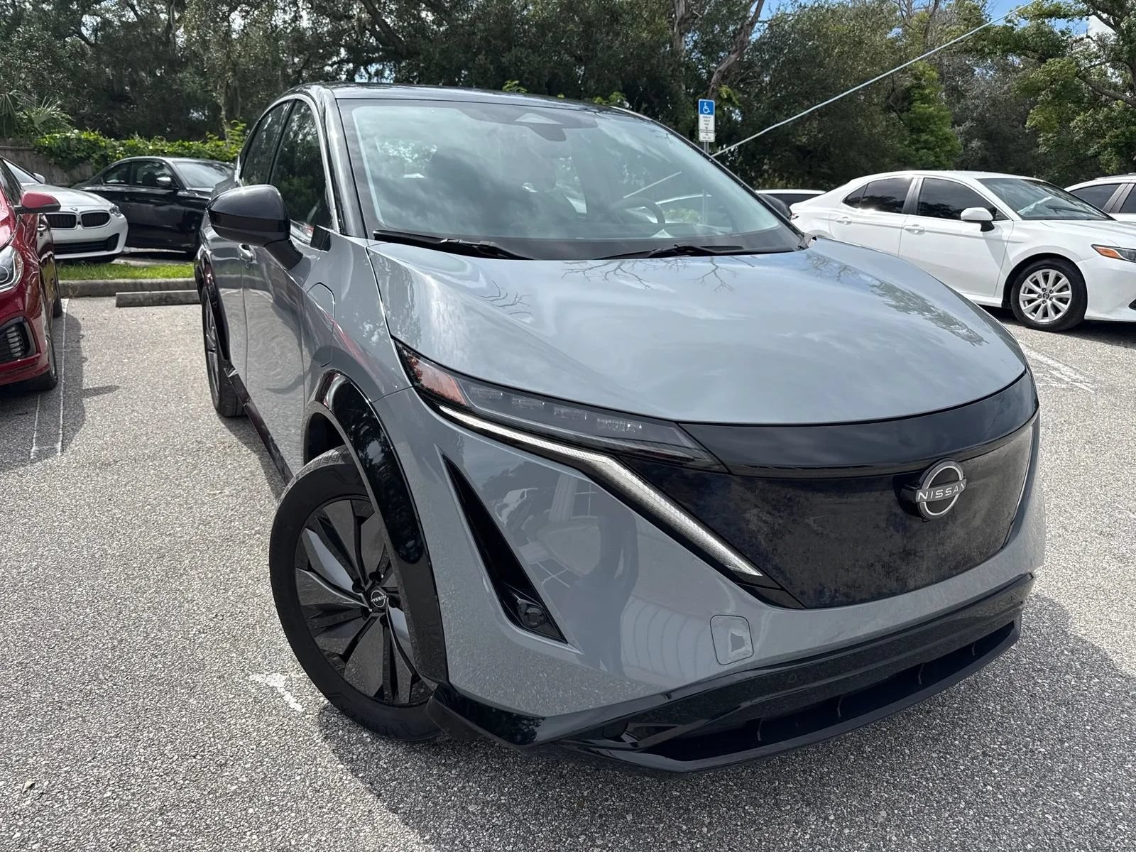 Used 2024 Nissan Ariya FWD image 4