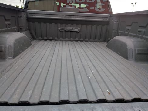 Used 2021 GMC Sierra 1500 AT4 w/ AT4 Premium Package AWD/4WD image 23