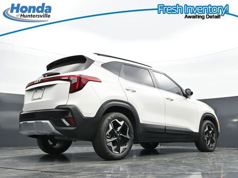 Used 2025 Kia Seltos EX FWD image 39