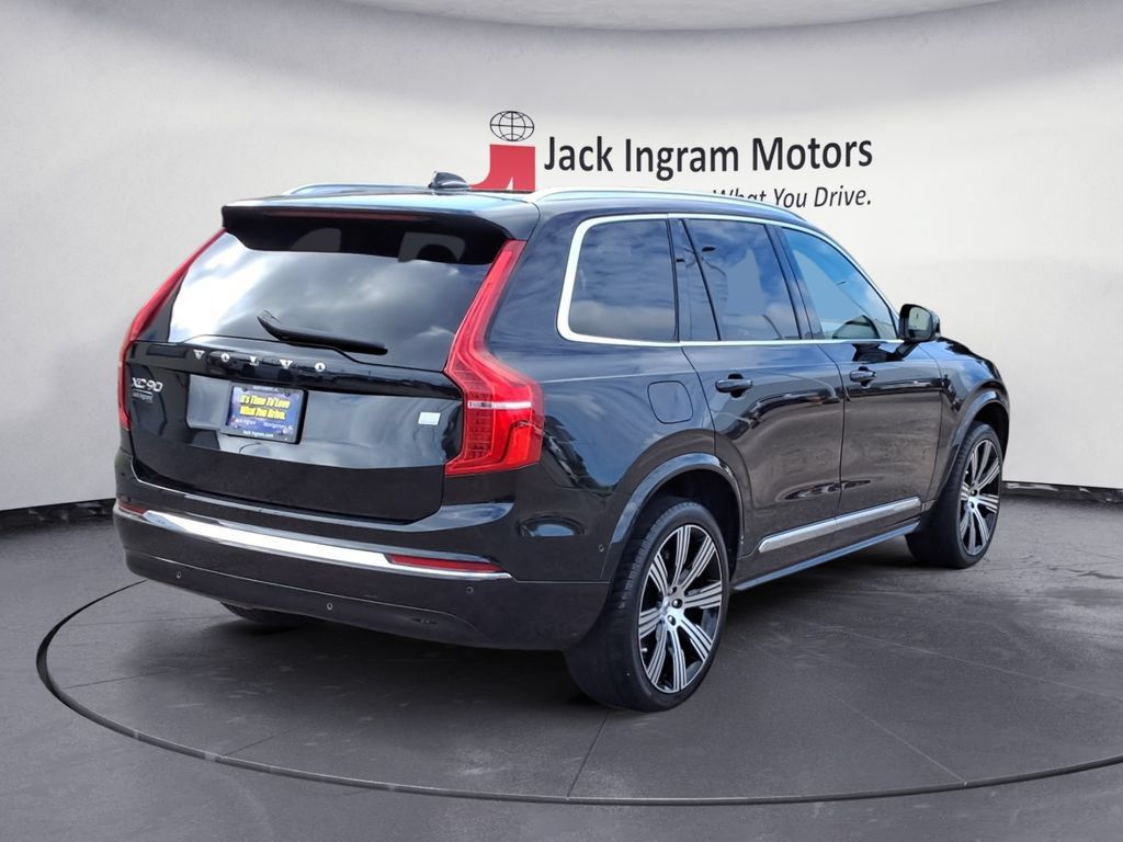 Used 2023 Volvo XC90 T8 Plus AWD/4WD image 5