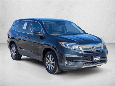 Used 2019 Honda Pilot EX image 3