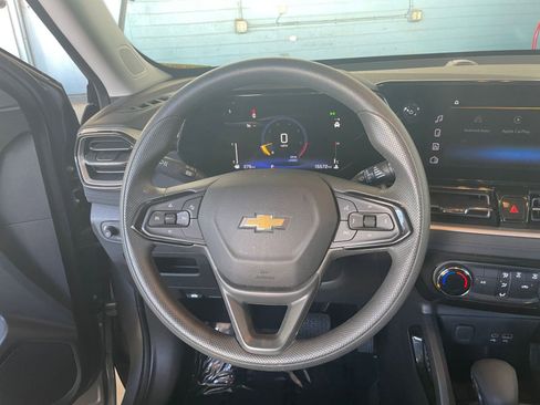 Used 2025 Chevrolet TrailBlazer LT image 25