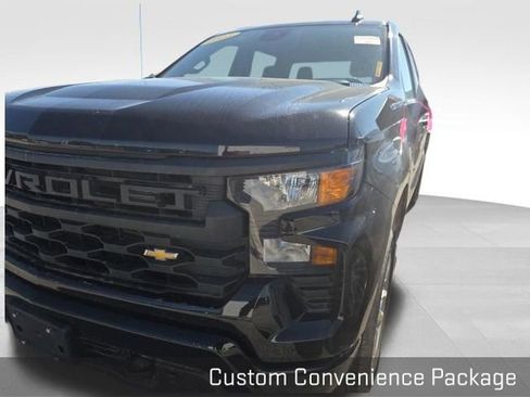 Used 2023 Chevrolet Silverado 1500 Custom AWD/4WD image 5
