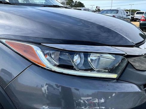 Used 2020 Honda HR-V EX image 29