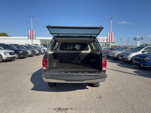 Used 2017 RAM 1500 Classic SLT image 7