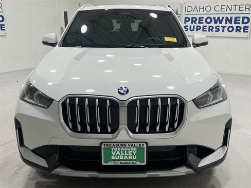 Used 2025 BMW X1 xDrive28i image 3