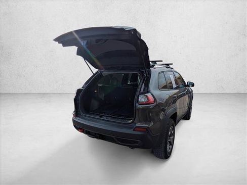 Used 2020 Jeep Cherokee Trailhawk w/ Cold Weather Group image 22