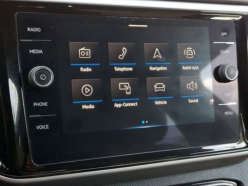 Certified 2023 Volkswagen Atlas Cross Sport SE w/ Panoramic Sunroof Package AWD/4WD image 18