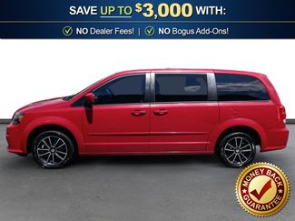 Used 2015 Dodge Grand Caravan SXT w/ Blacktop Package FWD video 2