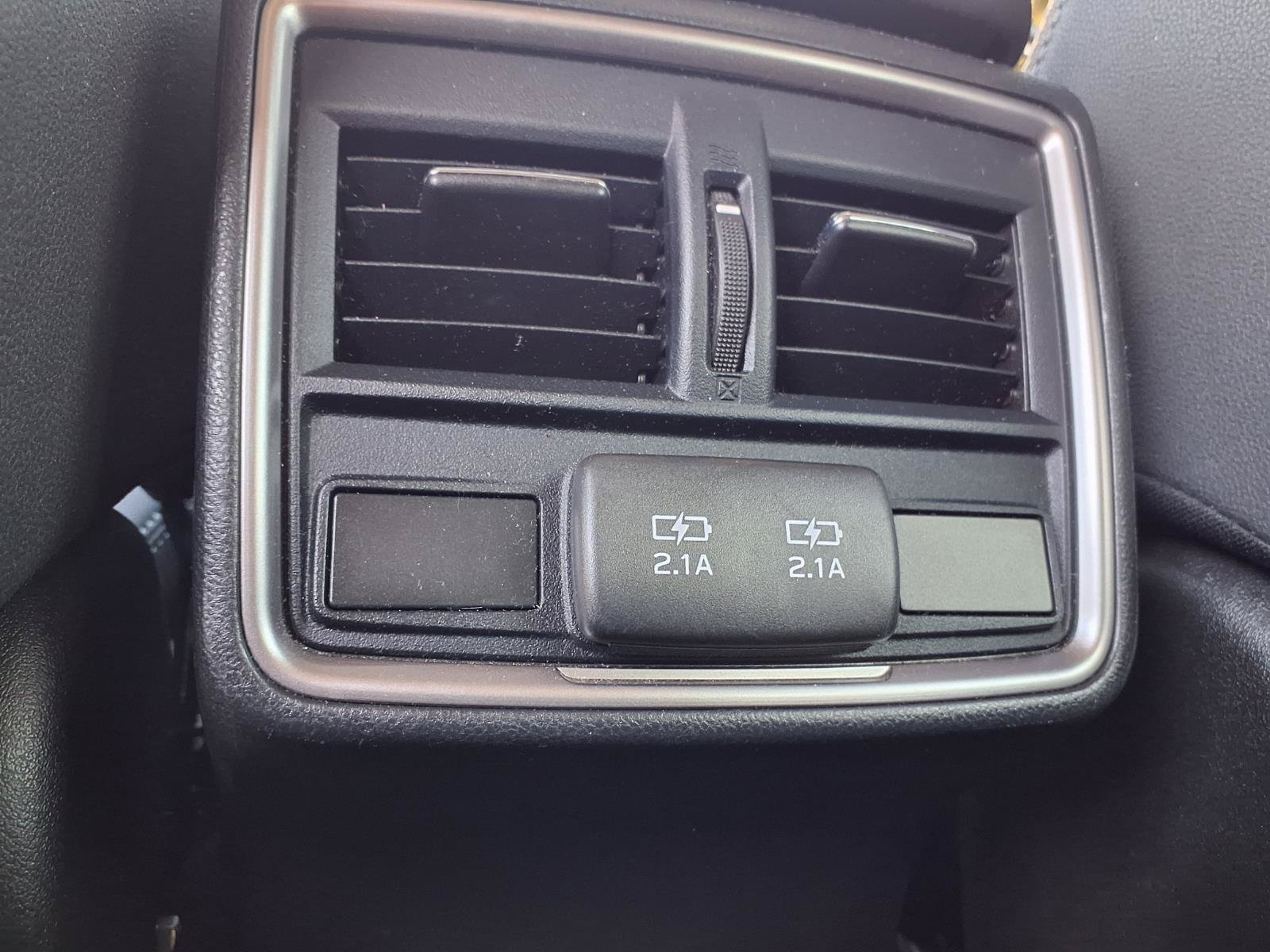 Used 2021 Subaru Forester Premium AWD/4WD image 27