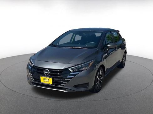 Used 2025 Nissan Versa SV FWD image 7
