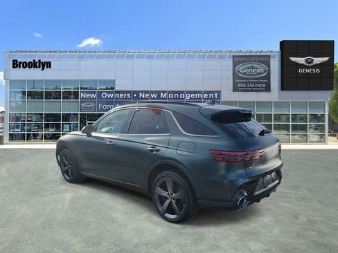 Used 2024 Genesis GV70 3.5T Sport w/ Sport Advanced Package image 5
