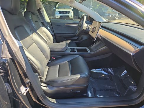Used 2023 Tesla Model 3 Standard Range RWD image 11