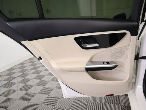 Used 2022 Mercedes-Benz C 300 4MATIC Sedan image 26