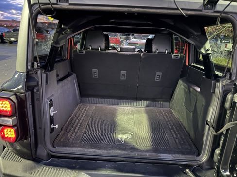 Used 2024 Ford Bronco Raptor image 10