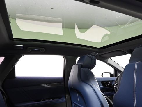 New 2026 Cadillac Optiq Sport 2 AWD/4WD image 17