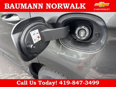 Used 2016 Ford Edge SEL FWD image 14