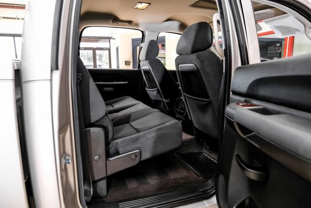 Used 2008 Chevrolet Silverado 2500 LT w/ 2LT Convenience Package AWD/4WD image 36