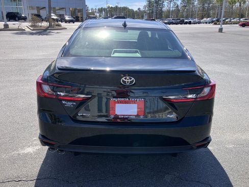 New 2026 Toyota Camry SE image 4
