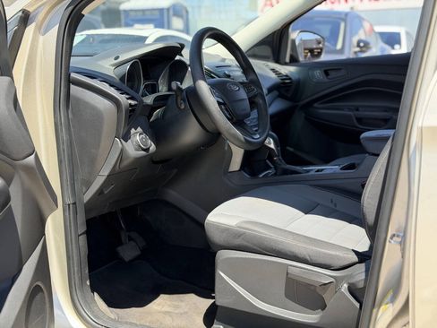 Used 2018 Ford Escape S FWD image 9