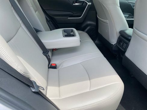 Used 2023 Toyota RAV4 XLE w/ Convenience Package FWD image 33