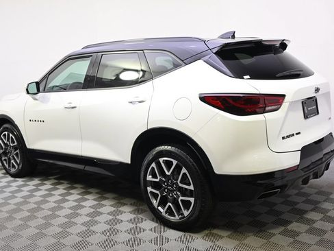Used 2024 Chevrolet Blazer RS w/ Driver Confidence II Package AWD/4WD image 3