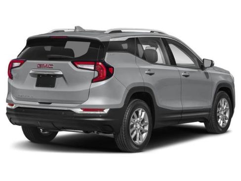 Certified 2024 GMC Terrain SLE w/ Driver Convenience Package image 2