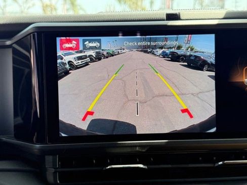 New 2024 Jeep Wrangler Unlimited Rubicon w/ Technology Group image 29