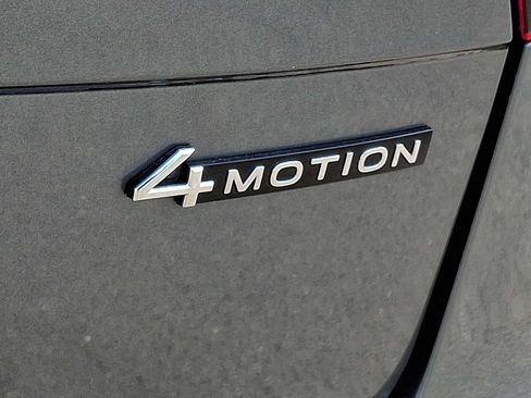 Used 2022 Volkswagen Tiguan S AWD/4WD image 28