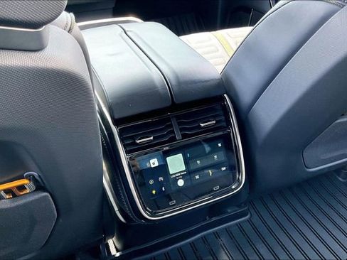 Used 2022 Rivian R1T Adventure image 11