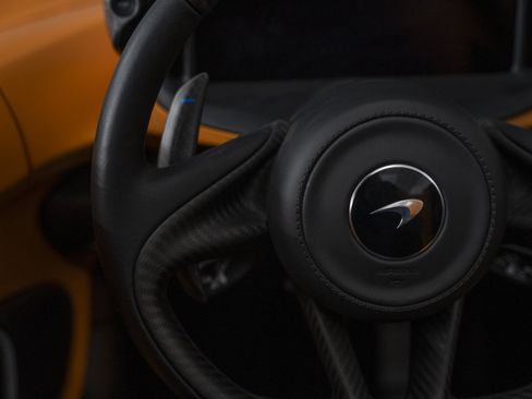 Used 2021 McLaren Elva RWD image 73