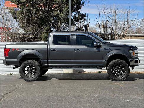 Used 2018 Ford F150 Lariat w/ Equipment Group 501A Mid AWD/4WD image 9